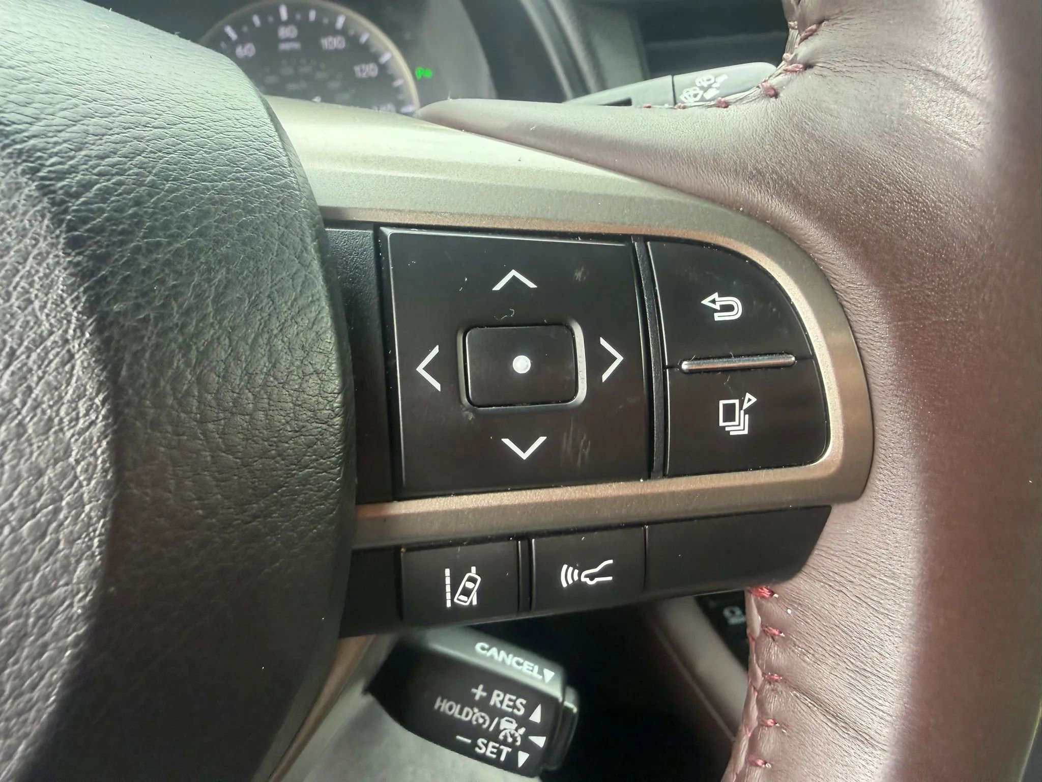 Used 2016 Lexus RX 350 AWD w/ Premium Package image 14