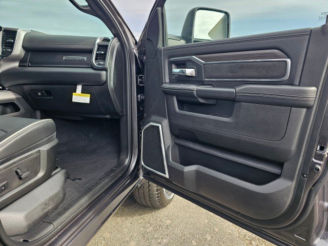 New 2027 RAM 2500 Laramie AWD/4WD image 12