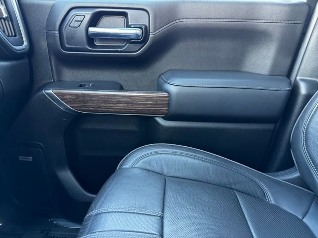 Used 2020 Chevrolet Silverado 1500 High Country w/ Technology Package image 25