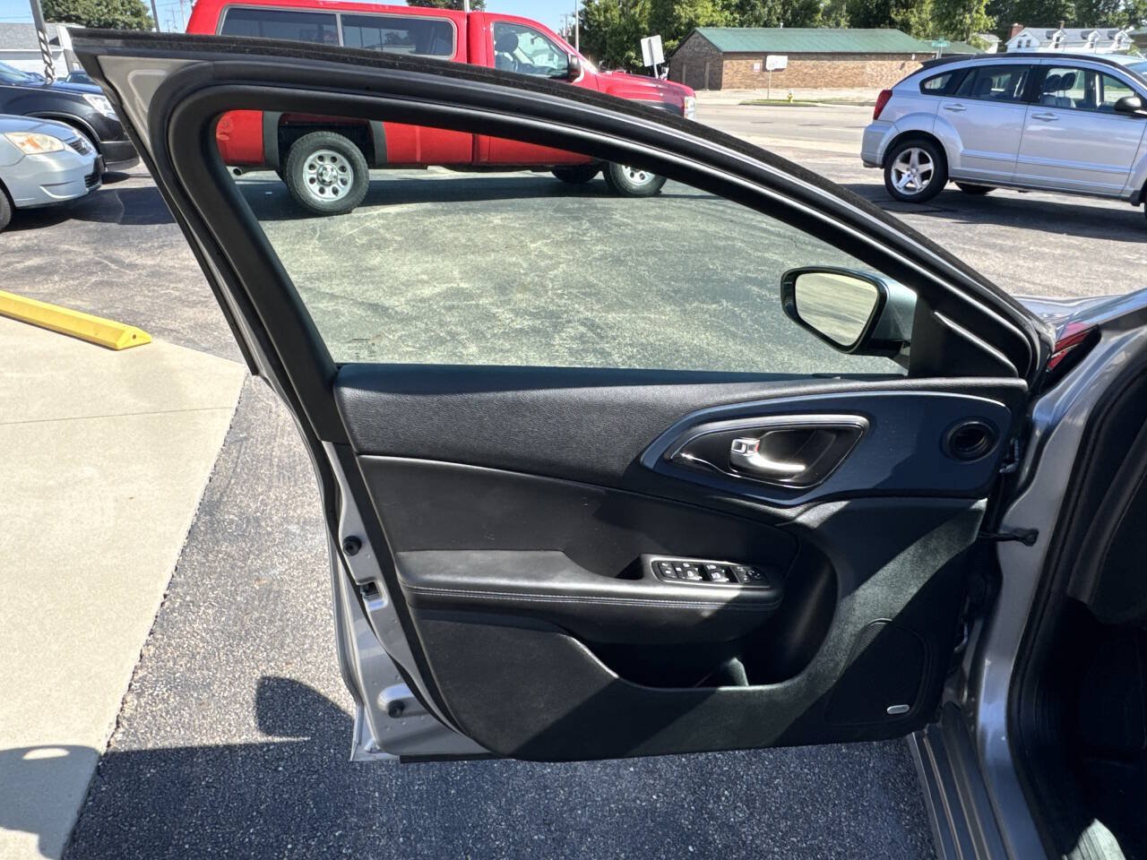 Used 2015 Chrysler 200 S w/ Navigation & Sound Group I FWD image 15