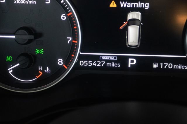 Used 2023 Mitsubishi Outlander SE image 17