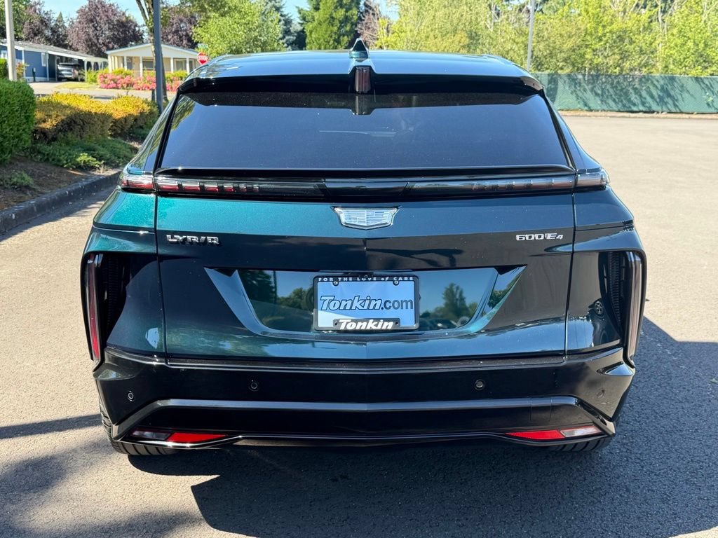 Used 2024 Cadillac Lyriq Sport AWD/4WD image 6