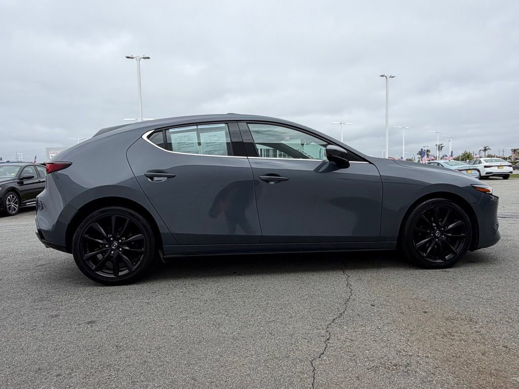 Used 2019 MAZDA MAZDA3 Hatchback w/ Premium Package FWD image 8