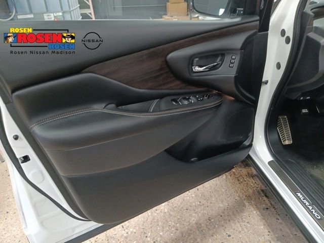 Certified 2023 Nissan Murano Platinum w/ Cargo Package AWD/4WD image 10