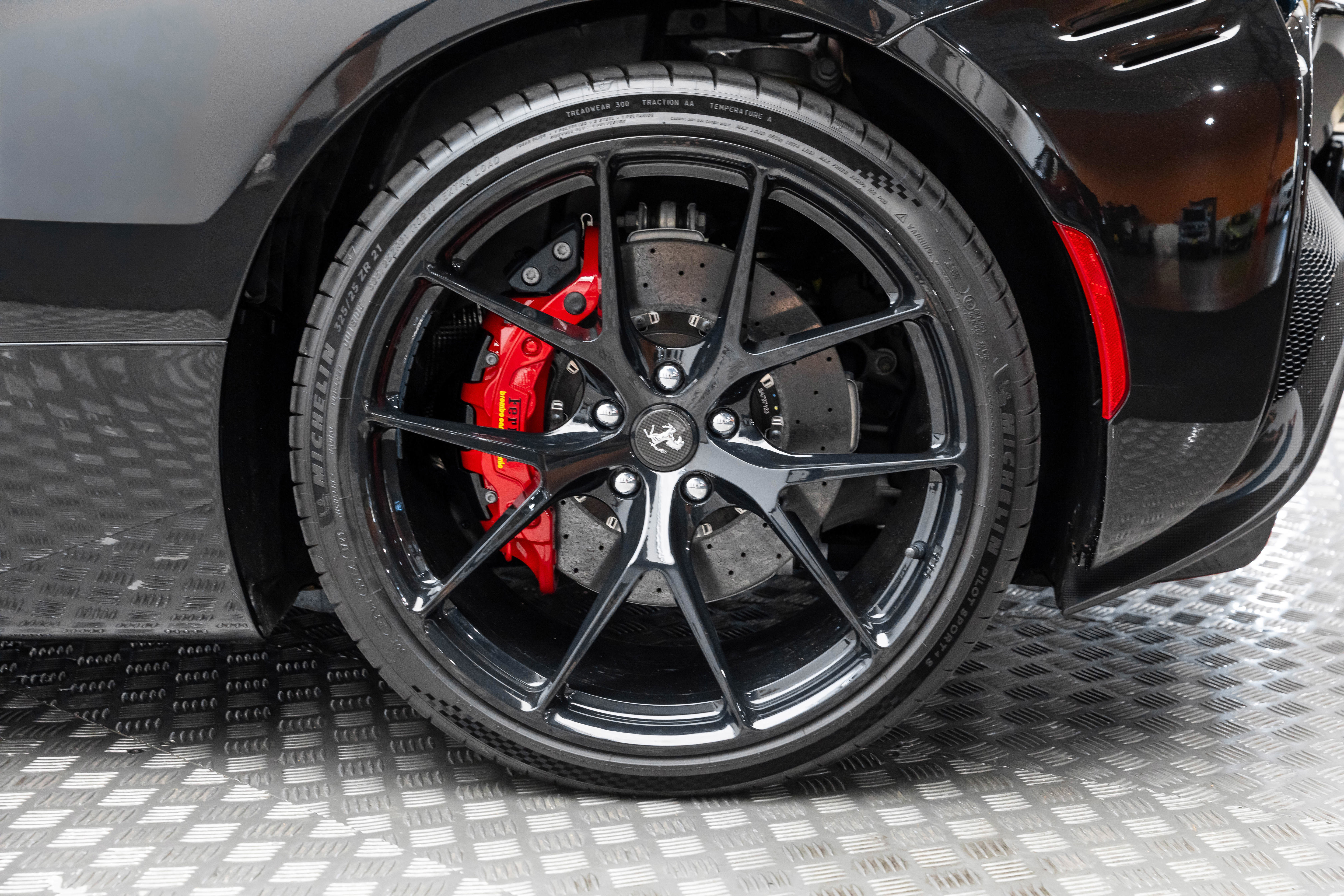 Used 2023 Ferrari SF90 Stradale image 40