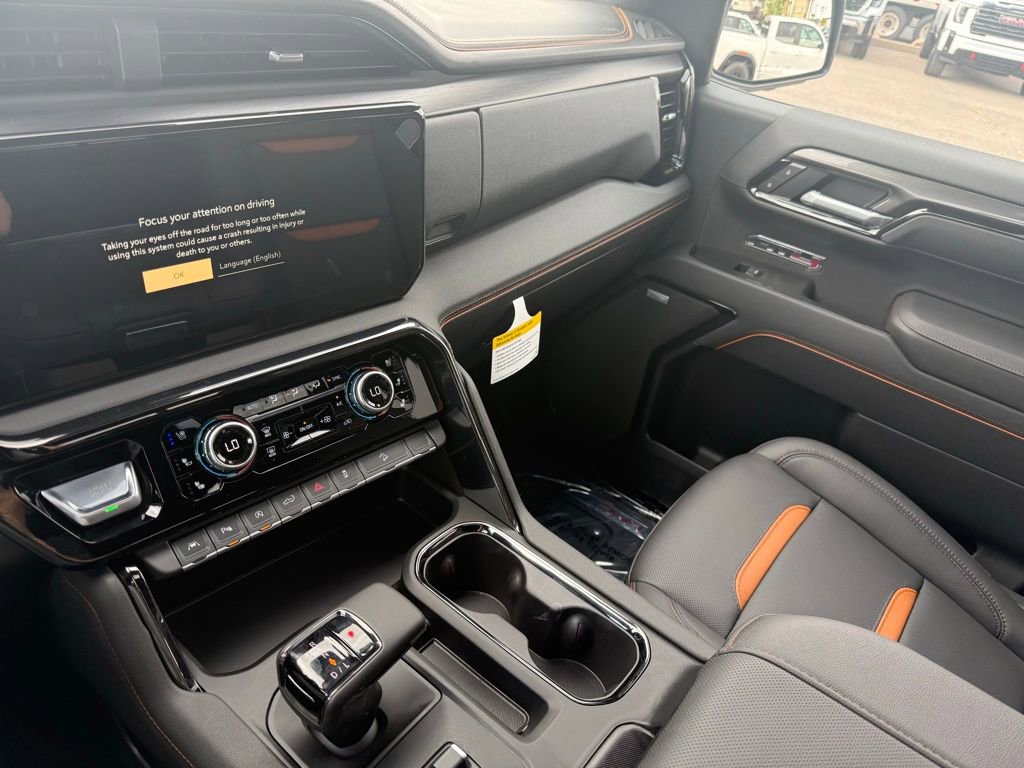 New 2026 GMC Sierra 1500 AT4 w/ AT4 Premium Package AWD/4WD image 12