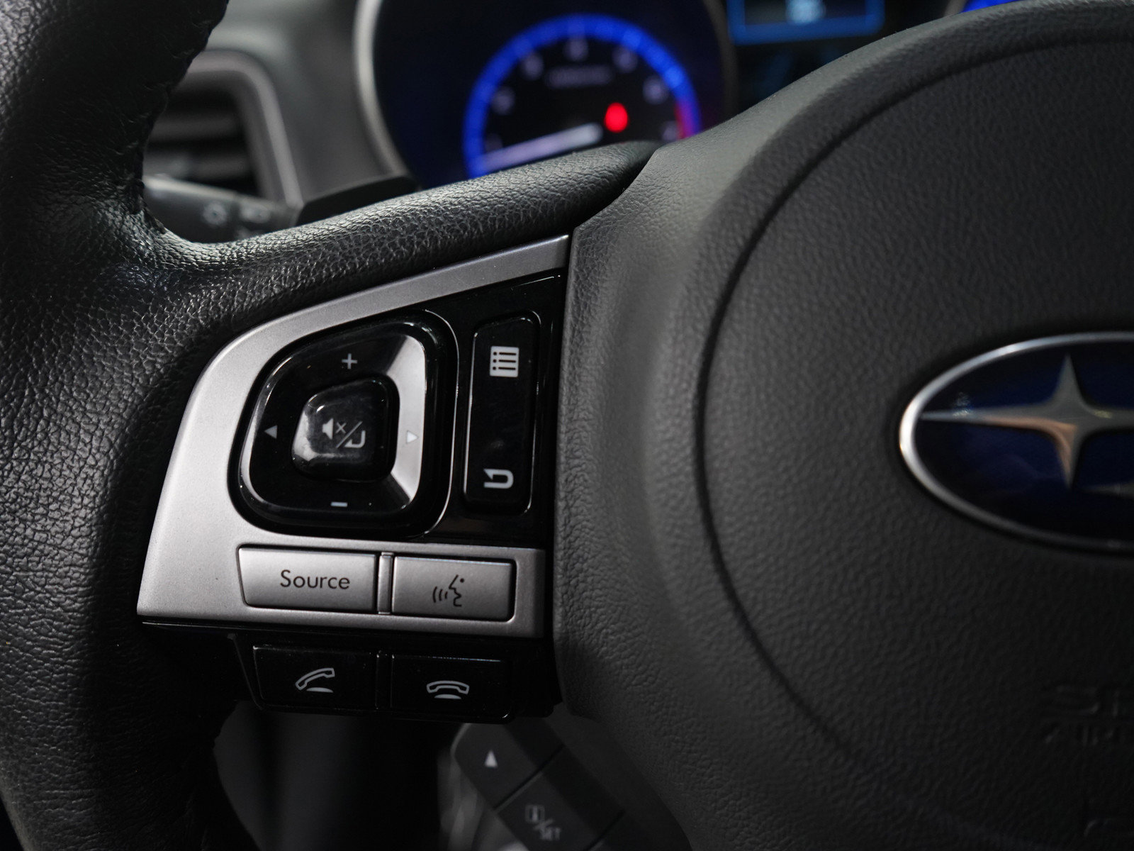 Used 2017 Subaru Outback 3.6R Touring image 17