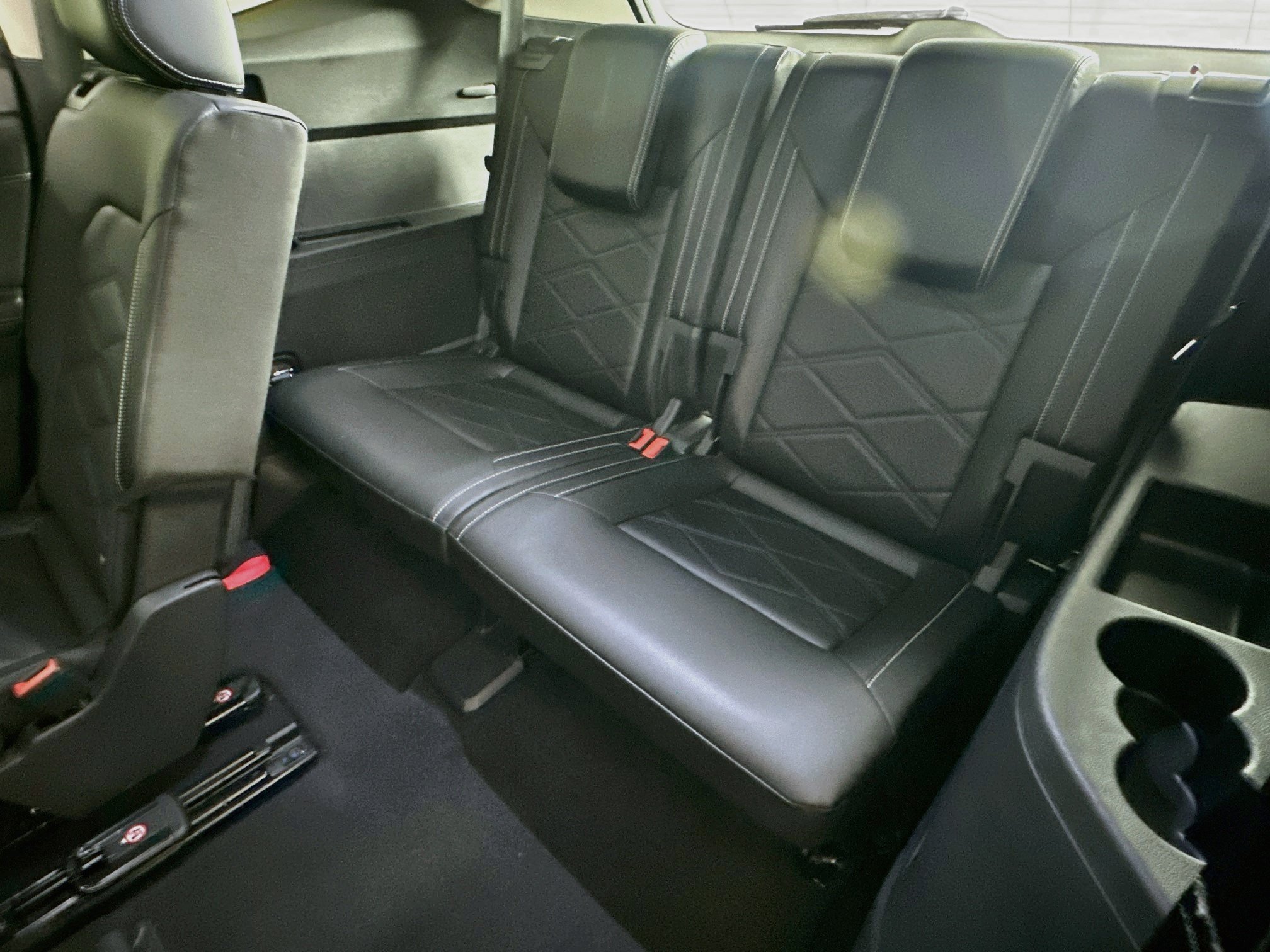Used 2025 Volkswagen Atlas SE FWD image 27