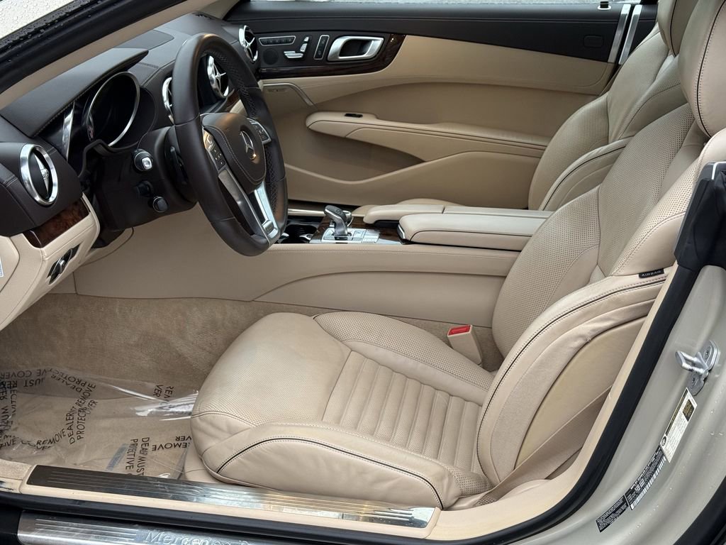 Used 2013 Mercedes-Benz SL 550 image 10