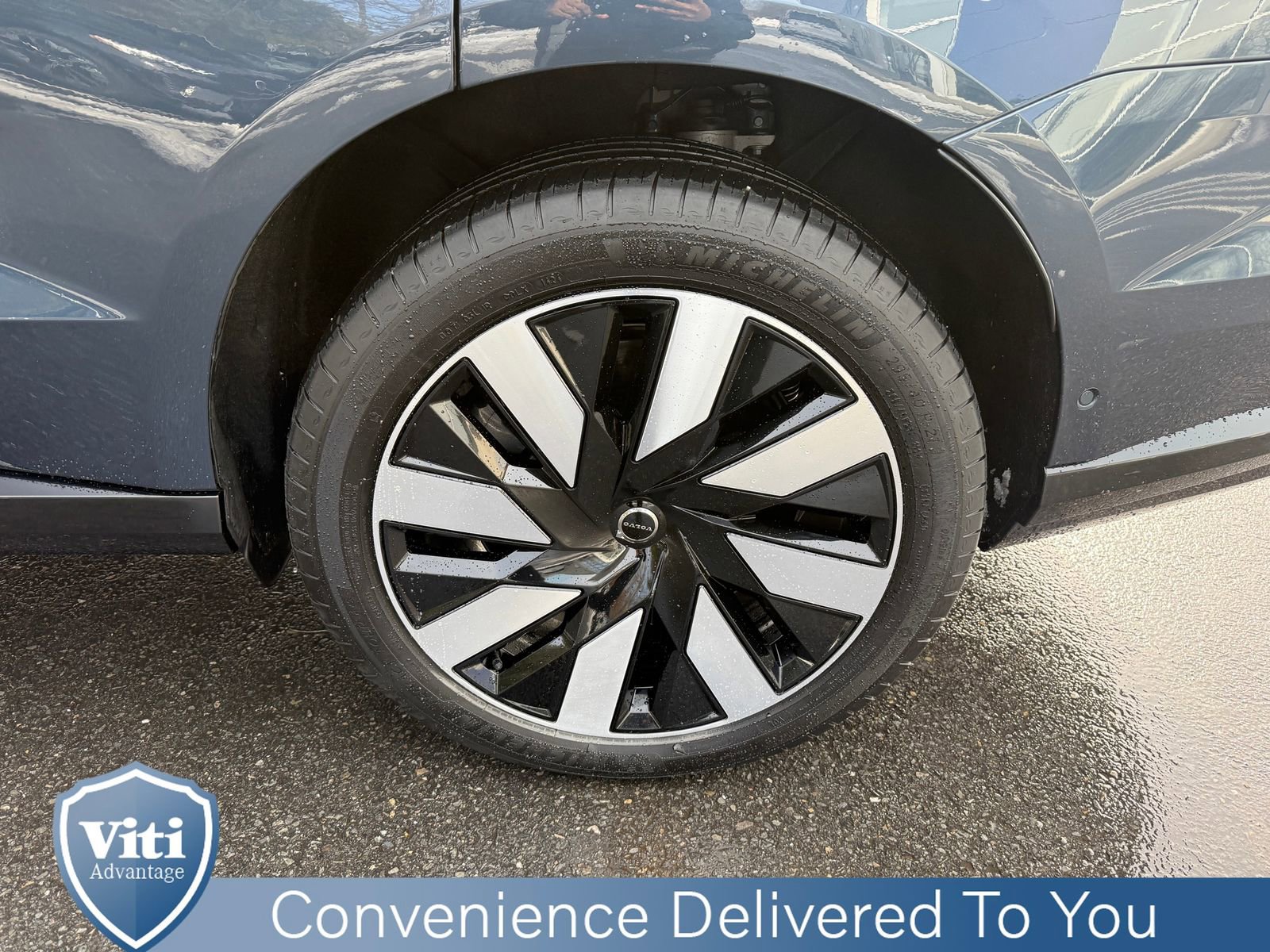 Certified 2025 Volvo EX90 Ultra image 13