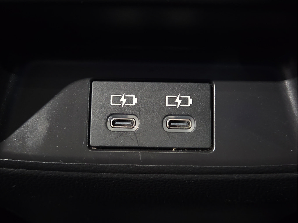 Certified 2025 Toyota Corolla LE FWD image 15