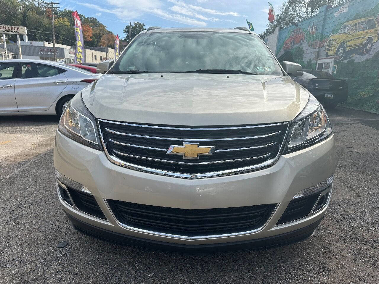 Used 2016 Chevrolet Traverse LT image 3