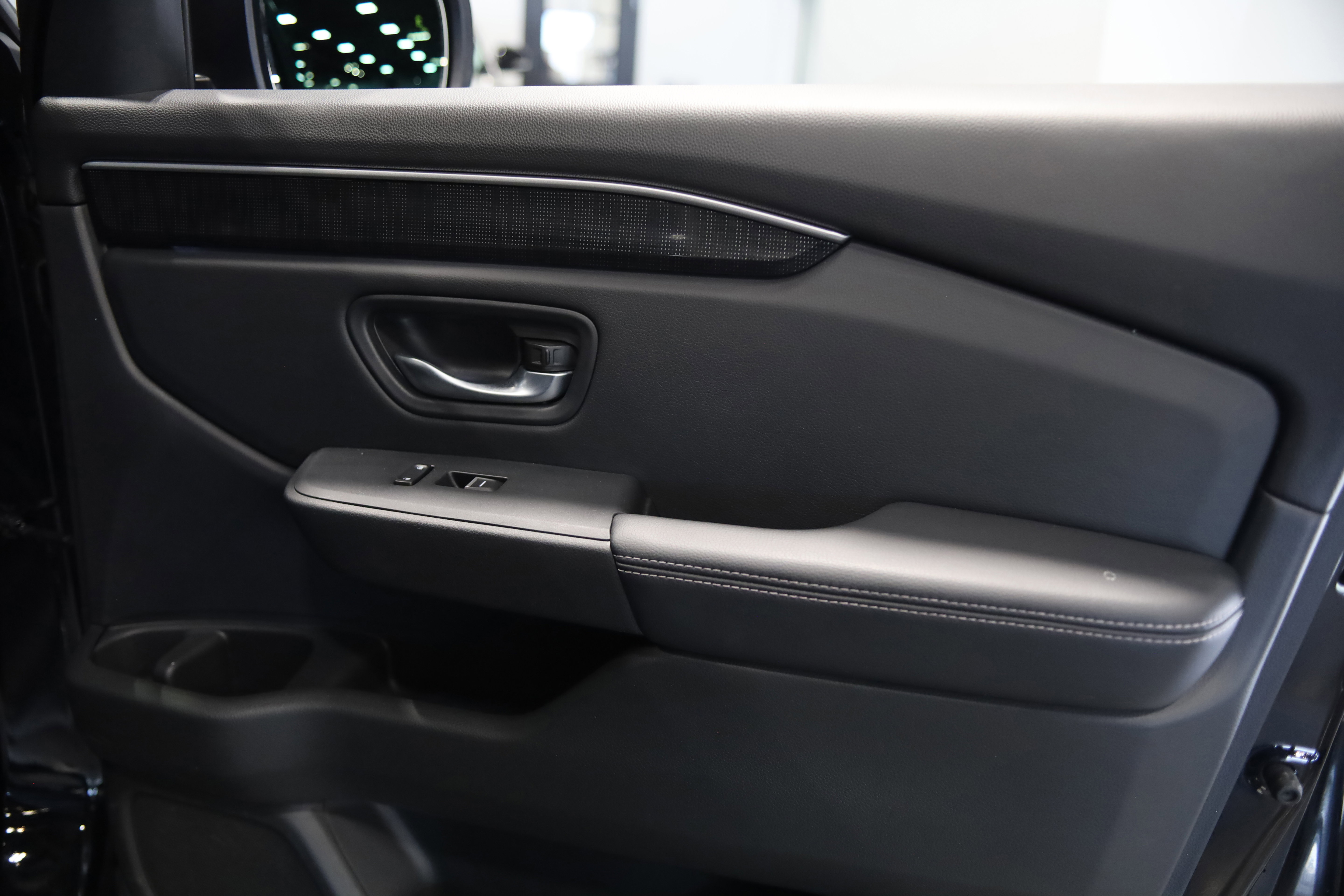 Used 2025 Honda Pilot Elite image 42