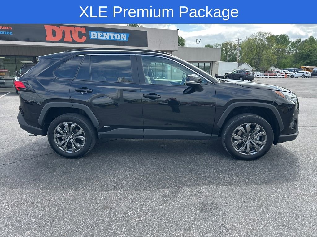 Used 2024 Toyota RAV4 XLE Premium w/ Weather Package AWD/4WD image 3
