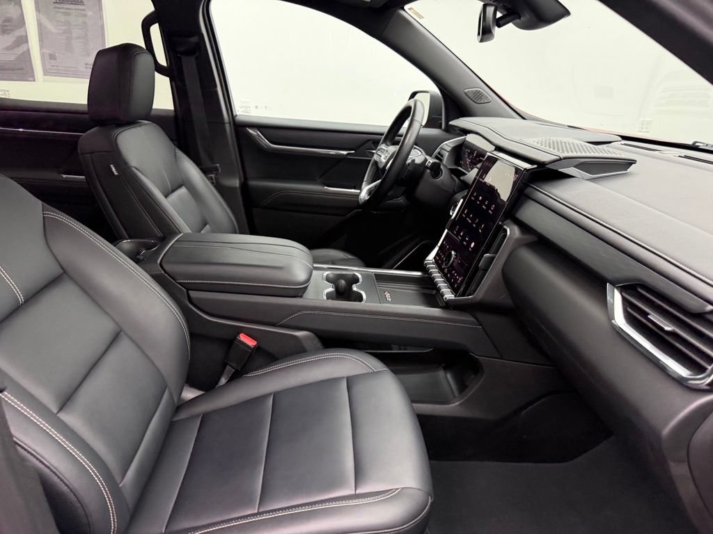 Used 2024 GMC Acadia Elevation w/ Trailering Package FWD image 40
