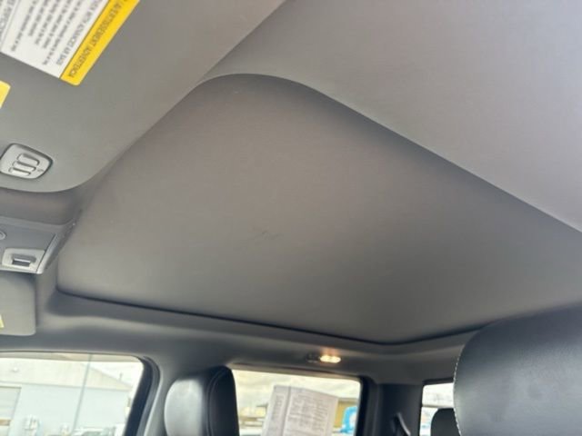 Used 2019 Ford F150 Lariat w/ Equipment Group 502A Luxury AWD/4WD image 33