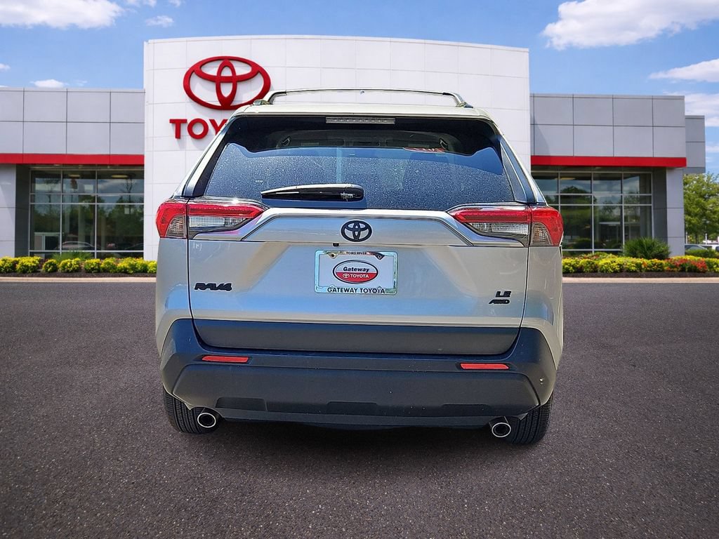 Used 2019 Toyota RAV4 LE w/ All Weather Liner Package AWD/4WD image 6