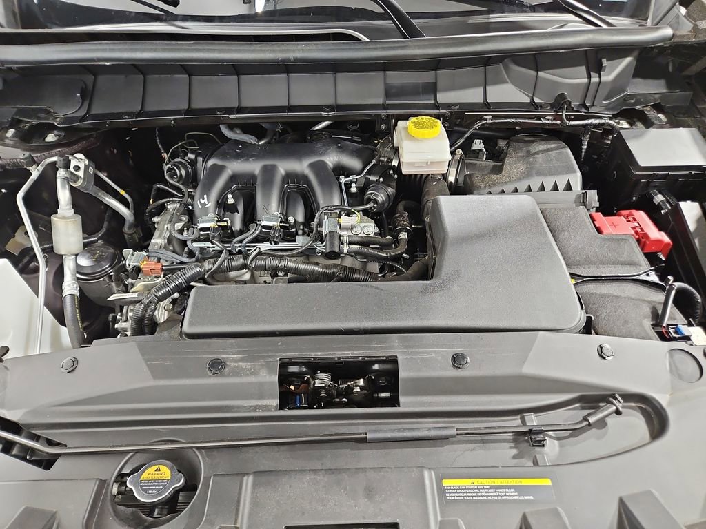 Certified 2025 Nissan Pathfinder Platinum w/ Cargo Package image 24