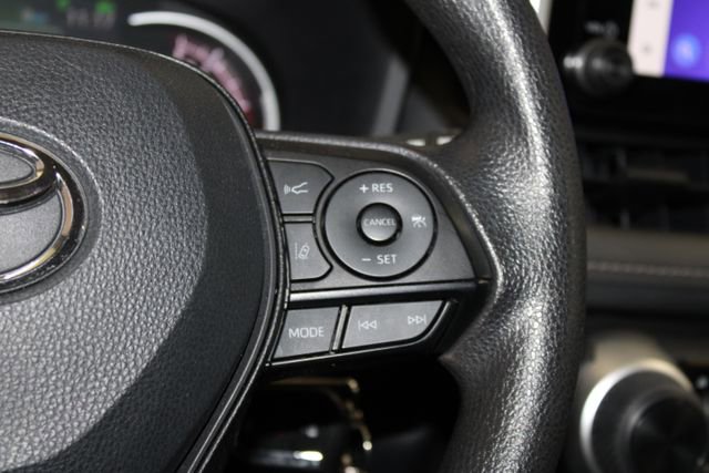 Used 2024 Toyota RAV4 LE image 23