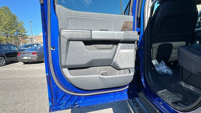 New 2026 Ford F250 Lariat w/ Black Appearance Package image 20