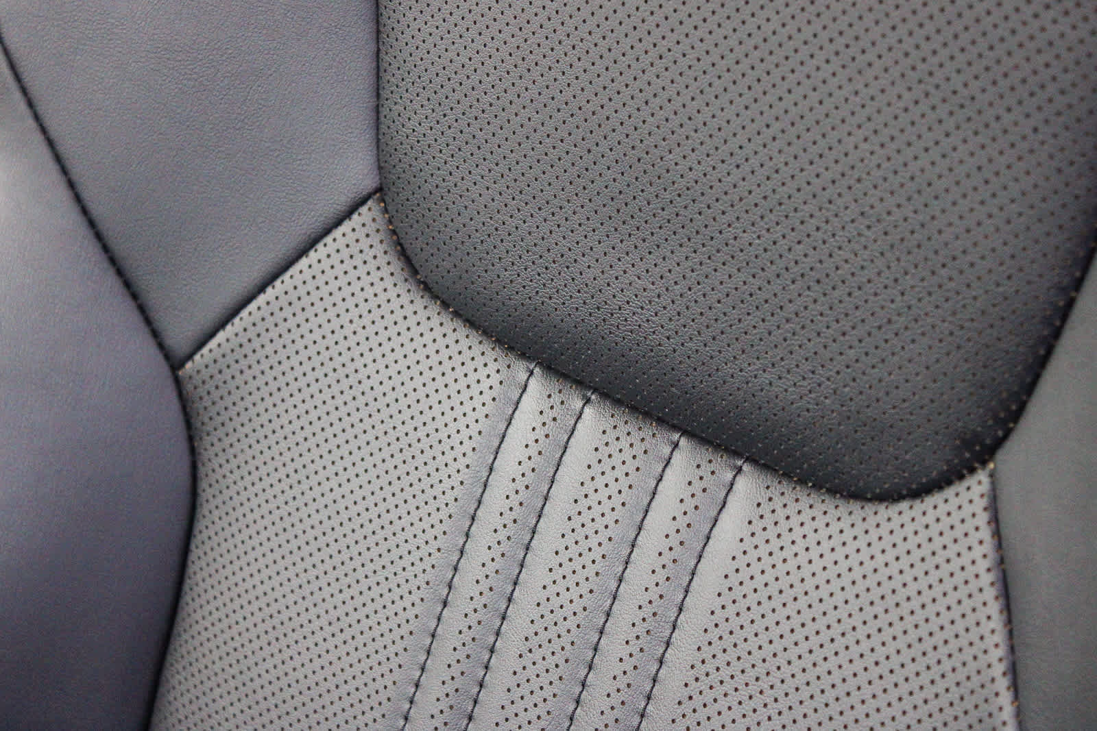 Used 2025 Lexus NX 250 FWD image 26