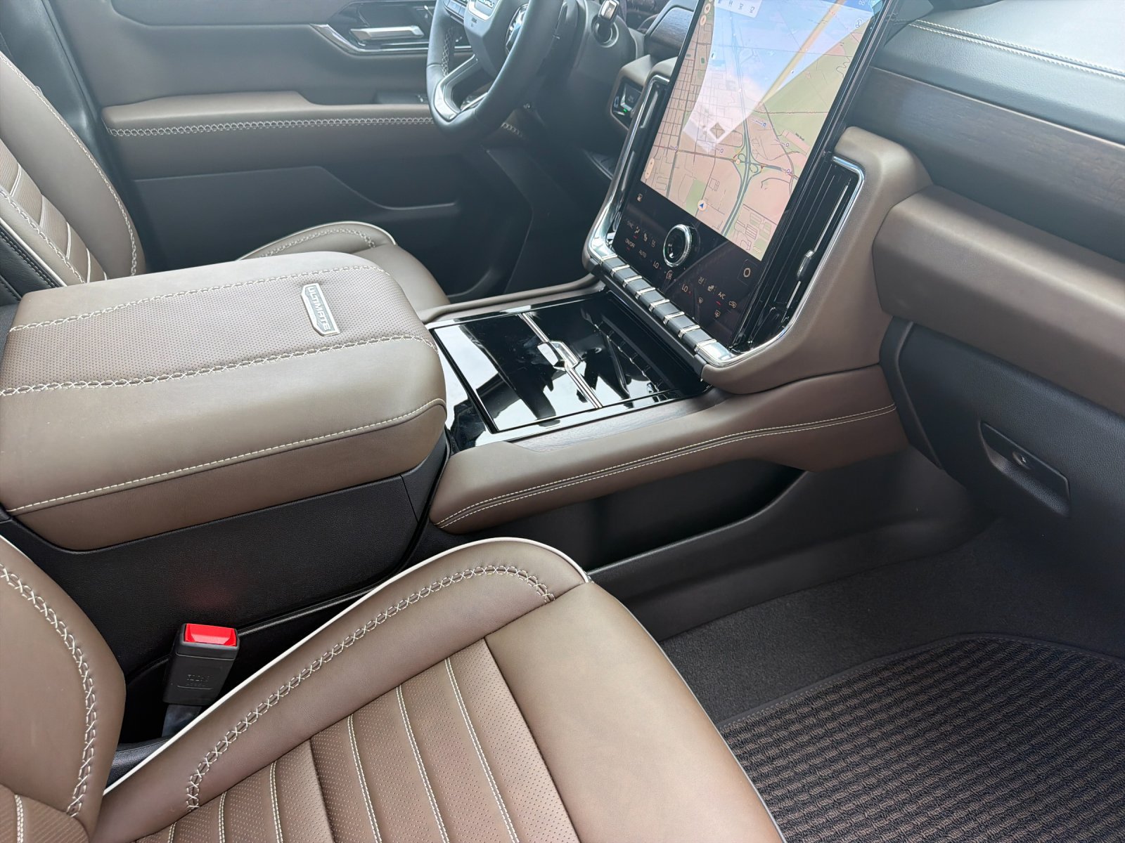 New 2026 GMC Yukon XL Denali Ultimate AWD/4WD image 16