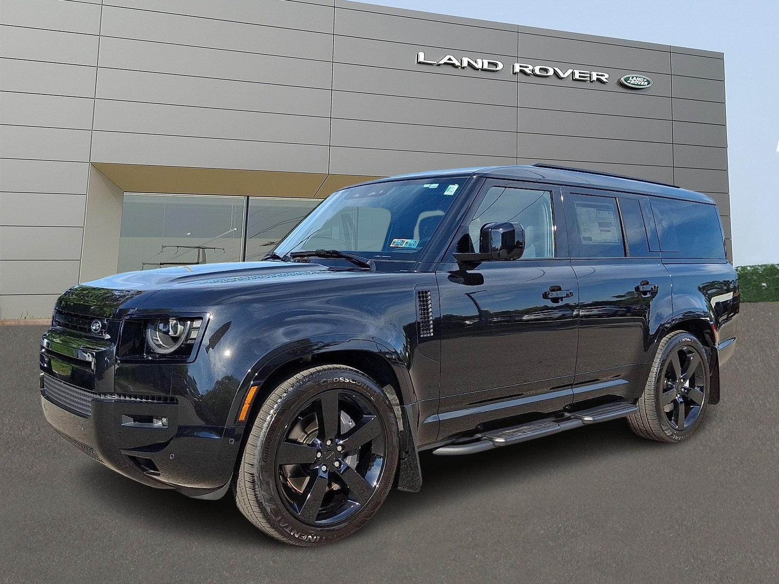 New 2026 Land Rover Defender 130 X-Dynamic SE AWD/4WD image 1
