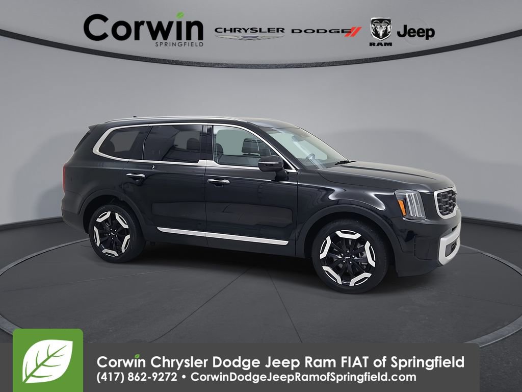 Used 2025 Kia Telluride S