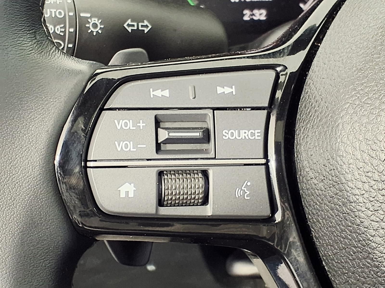 Used 2025 Honda Civic Sport image 24