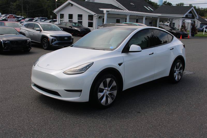 Used 2021 Tesla Model Y Long Range AWD/4WD image 3
