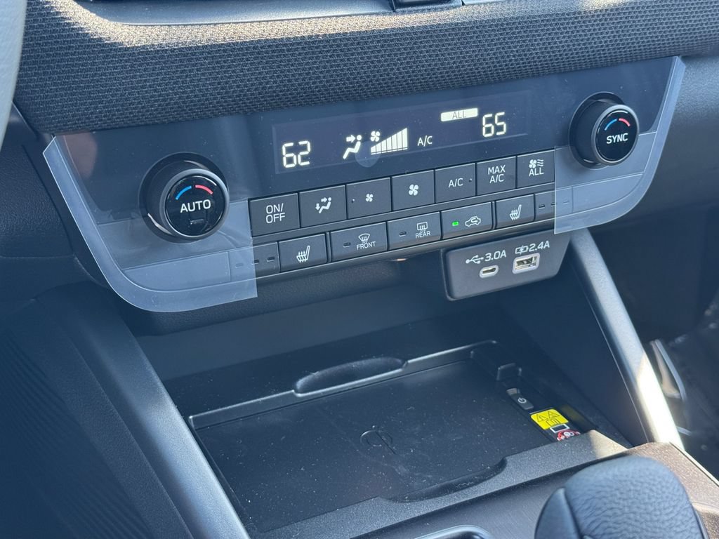 New 2026 Subaru Outback Limited AWD/4WD image 14