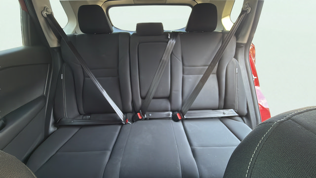Used 2025 Nissan Rogue S AWD/4WD image 20