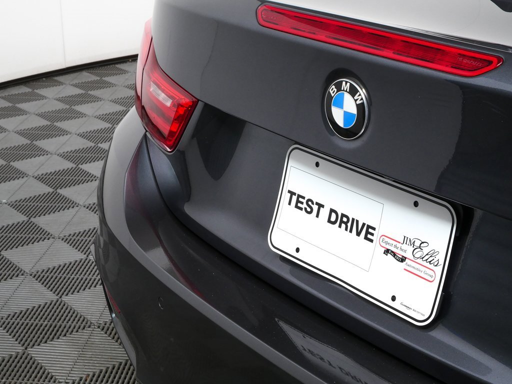 Used 2015 BMW M4 Convertible image 37