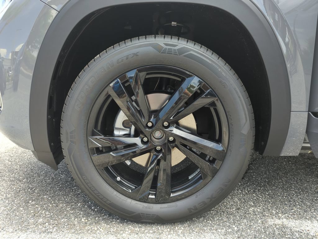New 2026 Volkswagen Atlas Cross Sport SEL R-Line AWD/4WD image 49