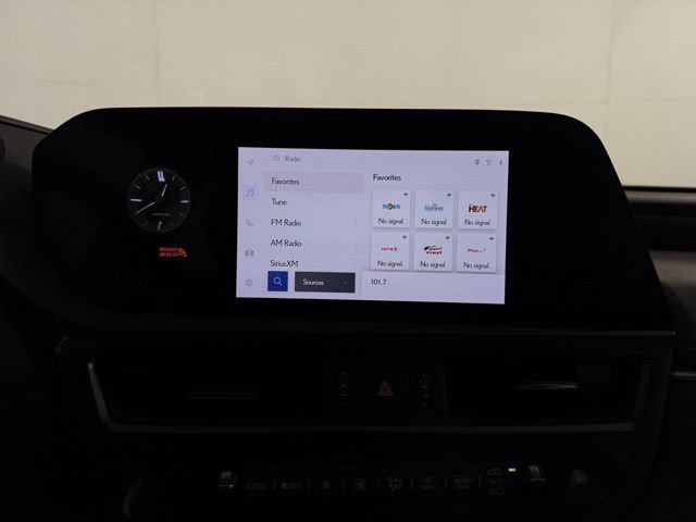 Used 2024 Lexus ES 350 w/ Premium Package image 21