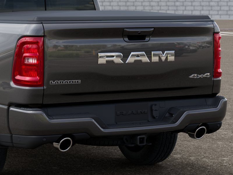 New 2026 RAM 1500 Laramie AWD/4WD image 13