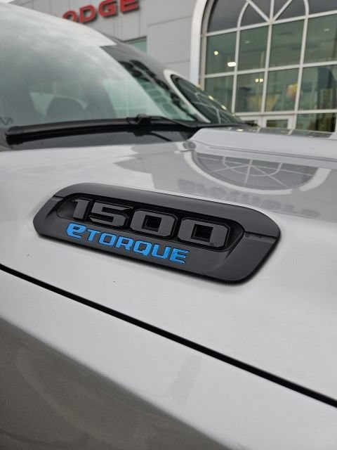 Used 2025 RAM 1500 Big Horn AWD/4WD image 6