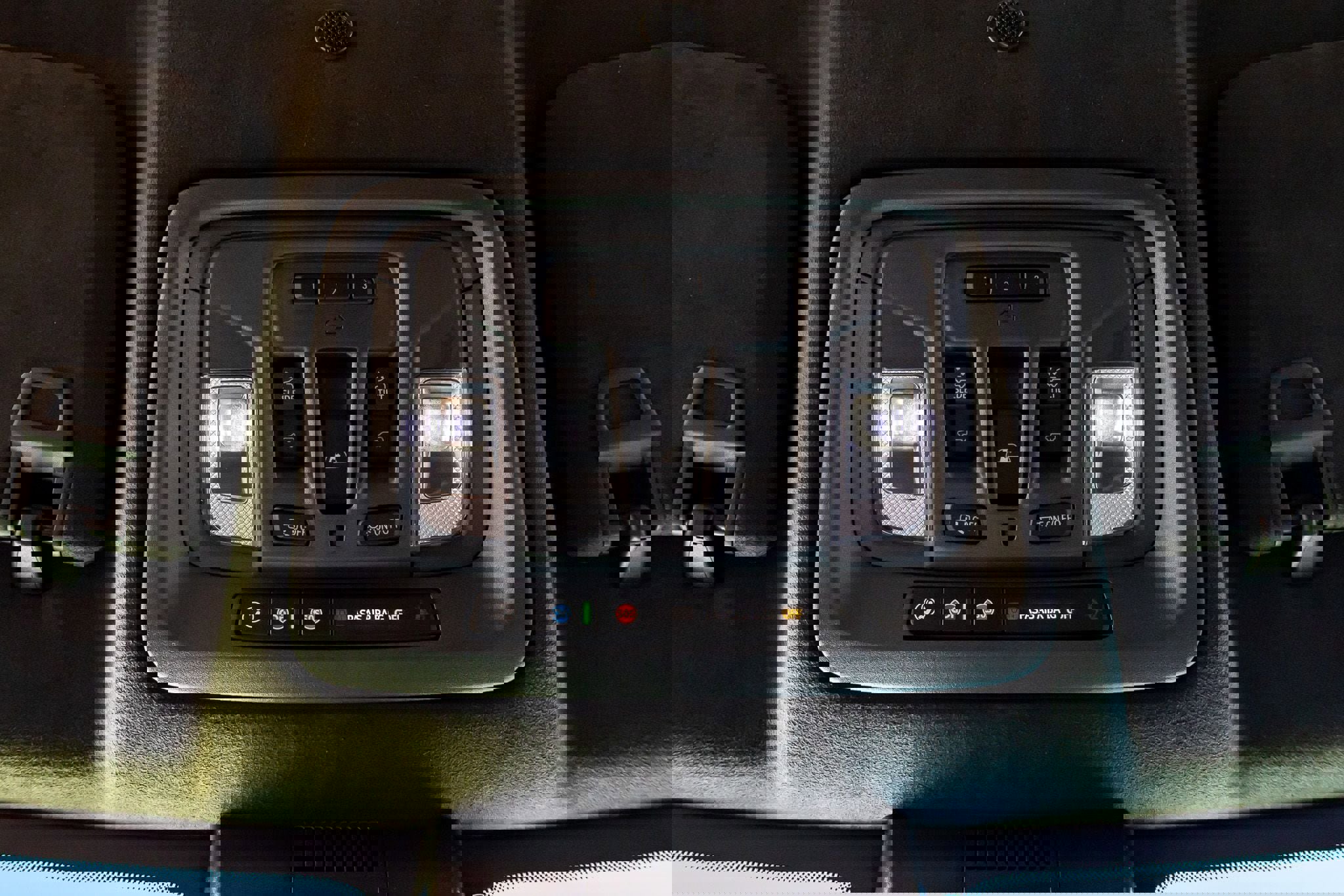 Used 2025 GMC Sierra 2500 Denali Ultimate image 29