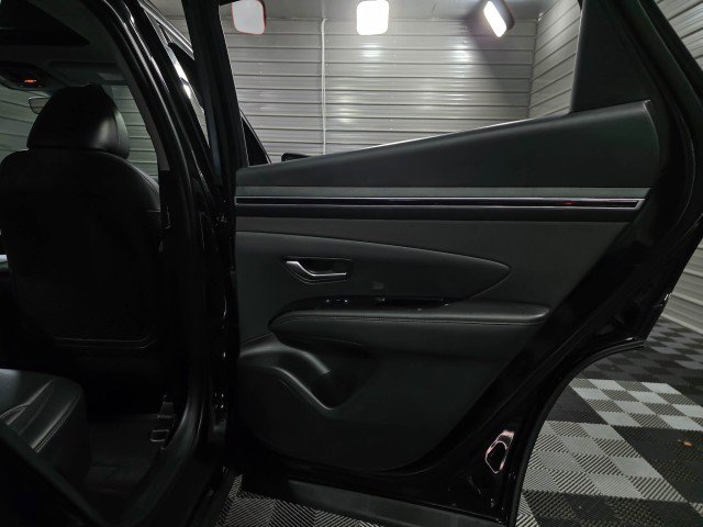 Used 2023 Hyundai Tucson Limited image 37
