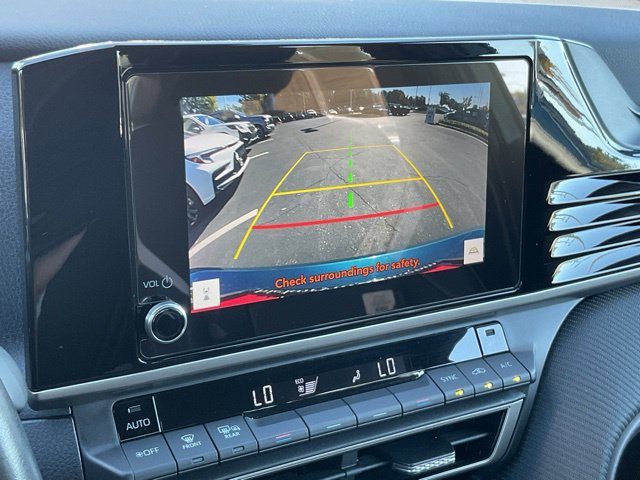 Used 2025 Toyota Camry SE FWD image 26