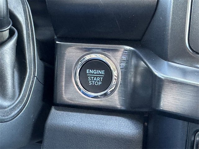 New 2026 Ford F250 Lariat w/ Black Appearance Package image 27