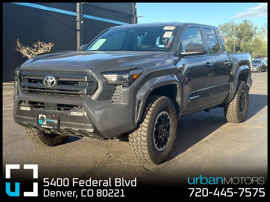Used 2025 Toyota Tacoma SR5 AWD/4WD image 1