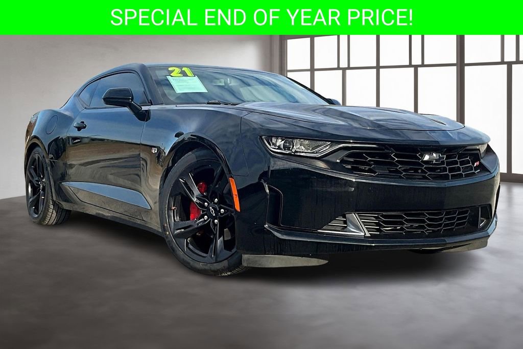 Used 2021 Chevrolet Camaro LT w/ RS Package image 3