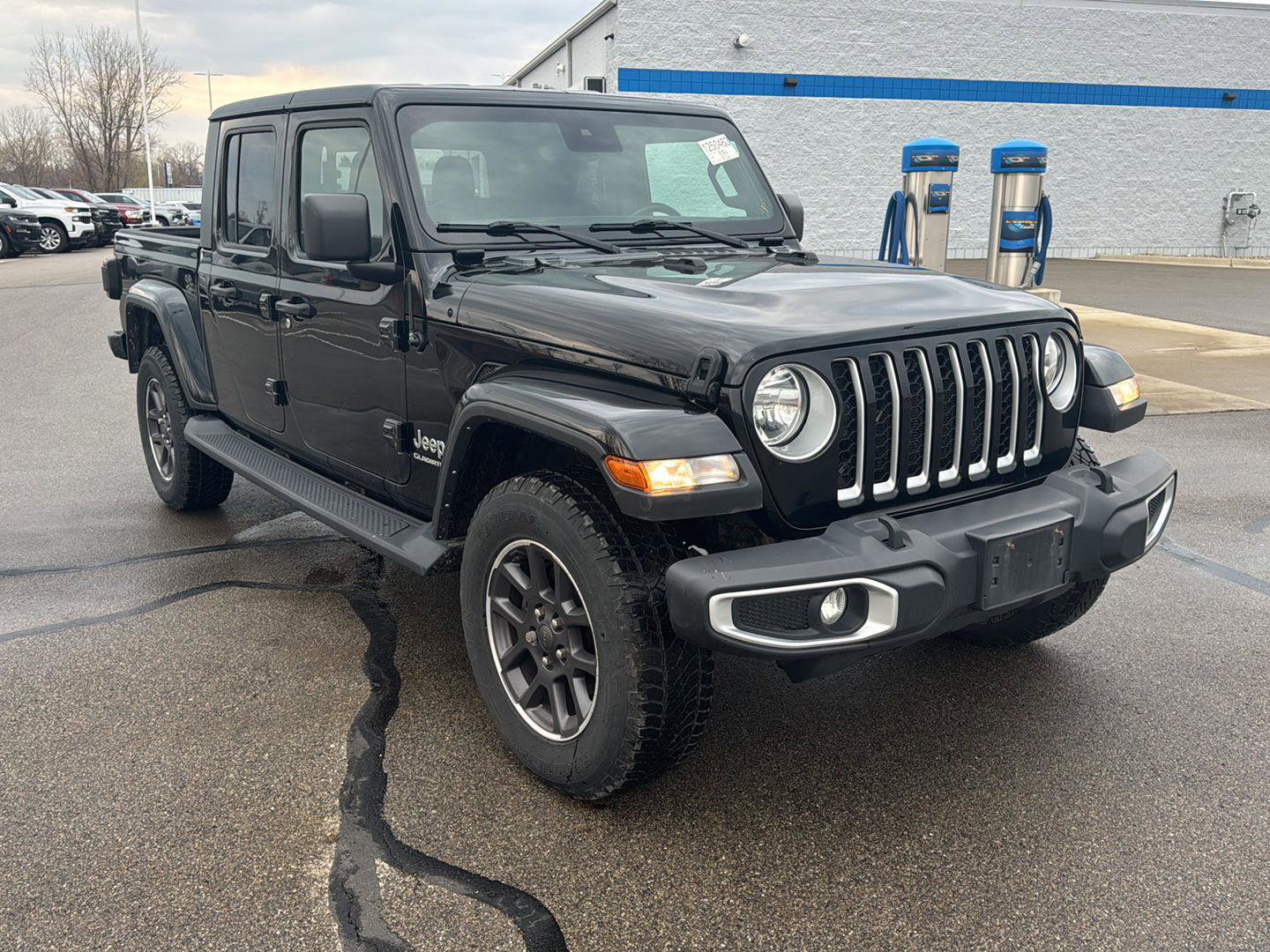 Used 2021 Jeep Gladiator Overland w/ Uconnect 4C Nav & Sound Group image 8