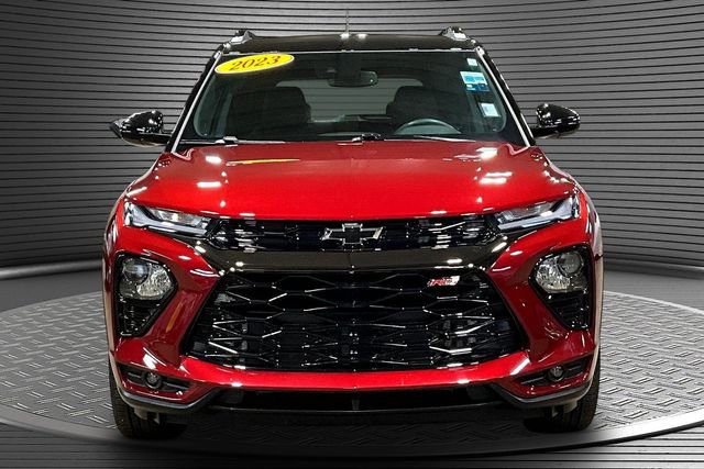 Used 2023 Chevrolet TrailBlazer RS w/ Convenience Package FWD image 2