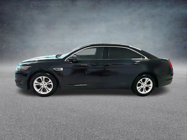 Used 2016 Ford Taurus SE image 10