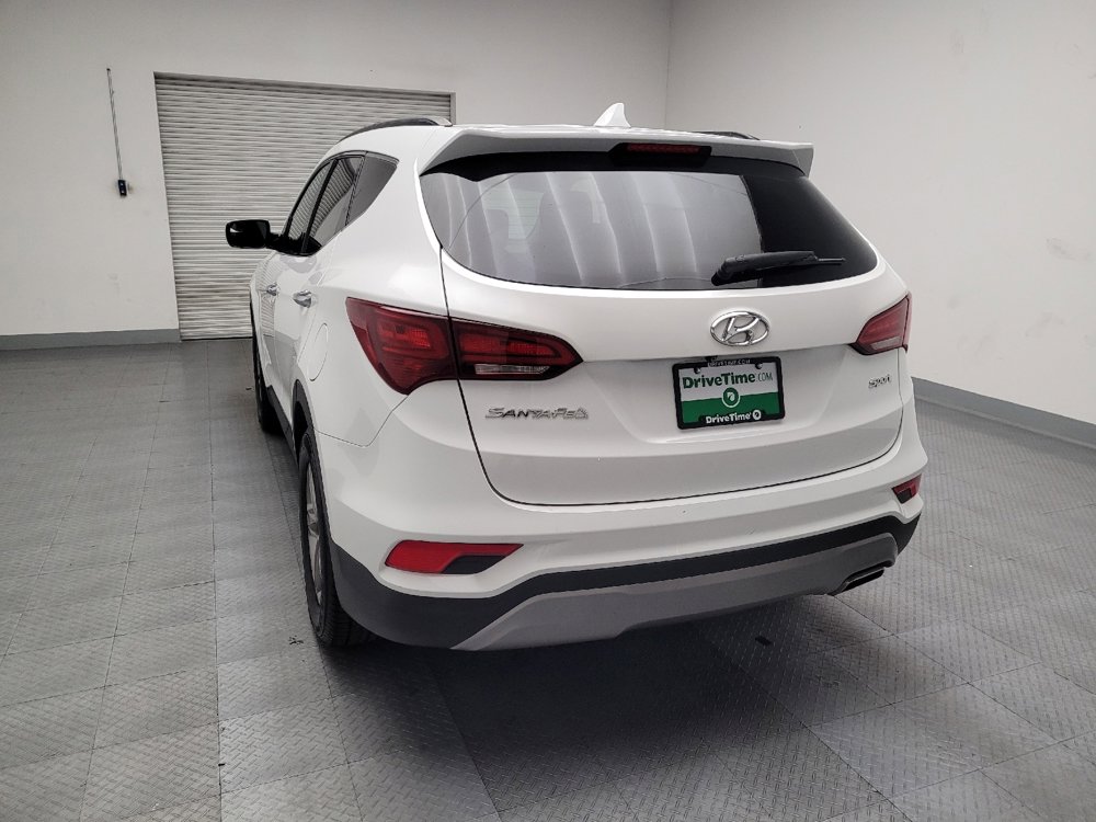 Used 2017 Hyundai Santa Fe Sport image 6
