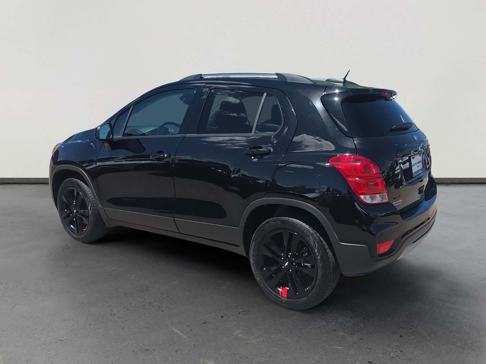 Used 2020 Chevrolet Trax LT w/ Redline Edition image 3