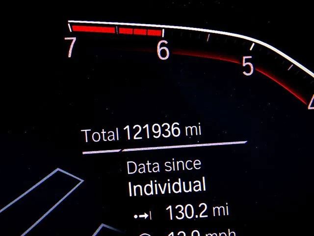 Used 2022 BMW X4 xDrive30i w/ Convenience Package image 25