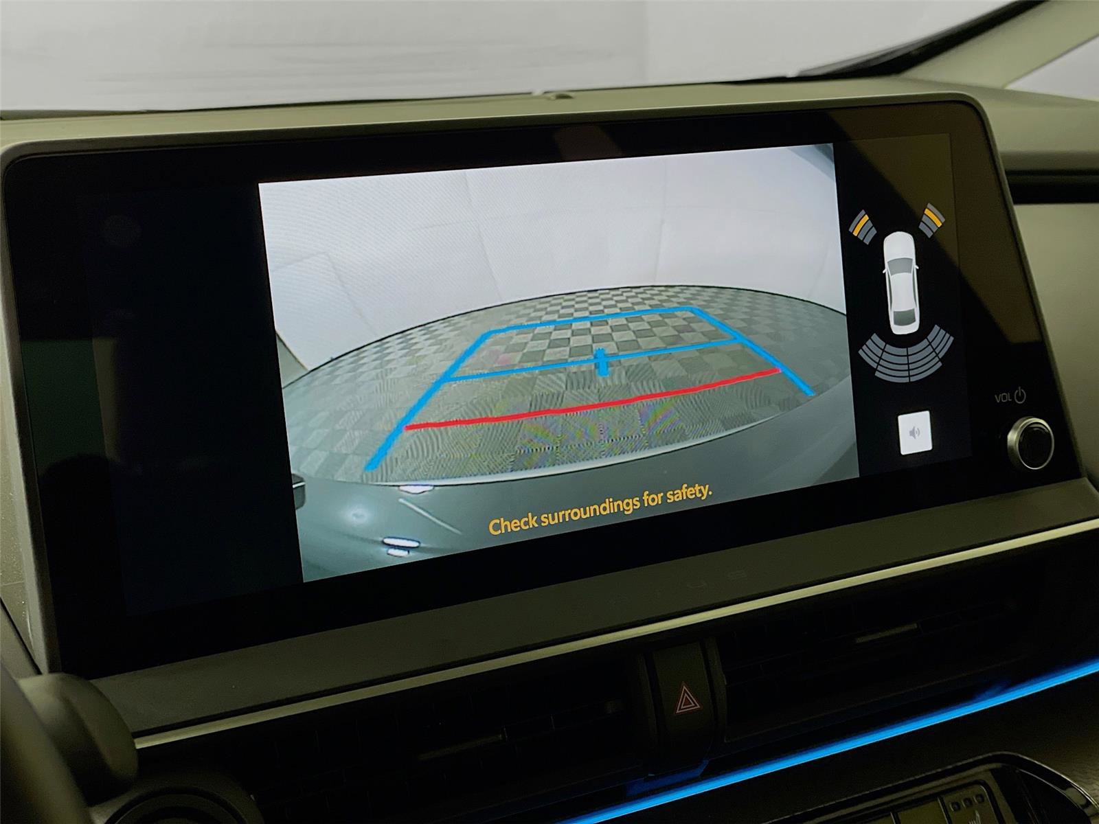 Used 2024 Toyota Prius XLE image 16